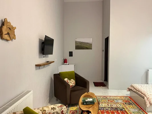 ویلا آویشار واحد شهریار