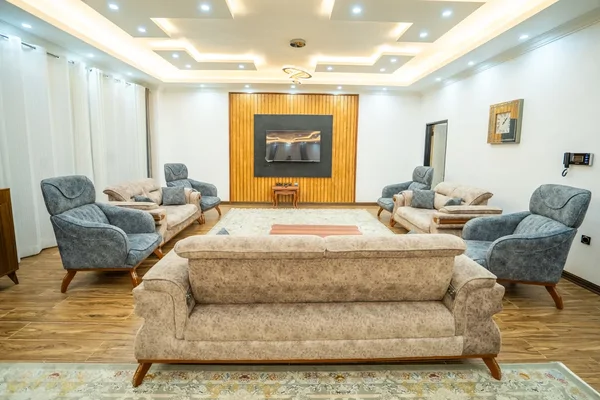 ویلا مانی