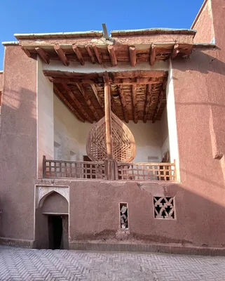 راهنمای کامل تاریخ و فرهنگ ابیانه