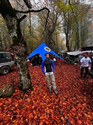 کمپ جنگلی با خودروی آفرودی