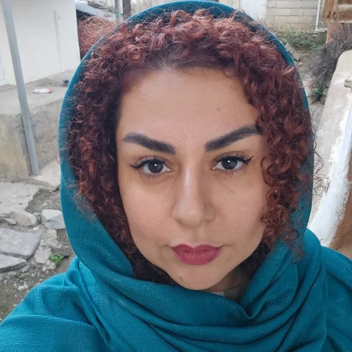 فاطمه عابدینی
